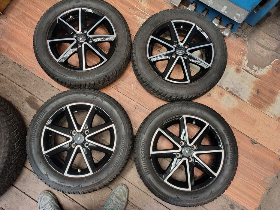Jante Toyota r15 4x100. Et 40. Anvelope de iarna 175 65 15