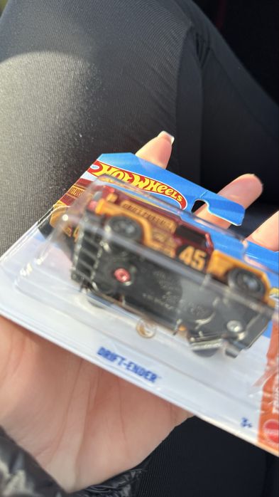 Hot Wheels Drift-Ender an 2026 NEW