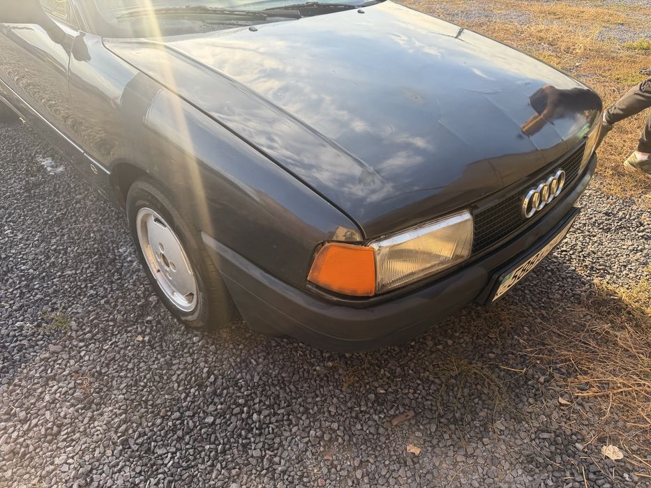 Продам Audi 80.