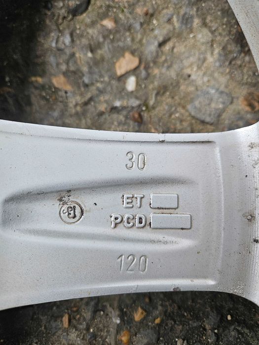 4 бр.  лети  джанти  DEZENT  за  БМВ  17 ски  5х120  8j  ет 30