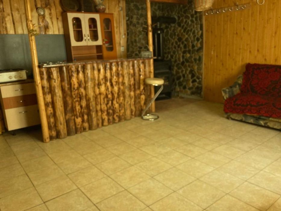 Cabana cu ciubar, disponibila de 1 mai, zona Baisoara,disponibila de 1 Decembrie