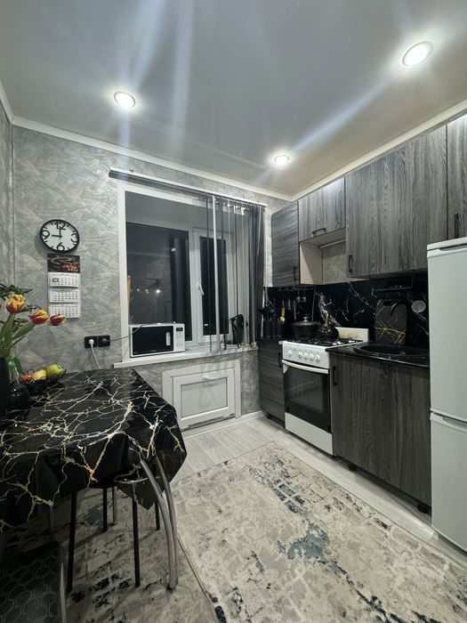 Продается 2-х комн.кв 3 этаж