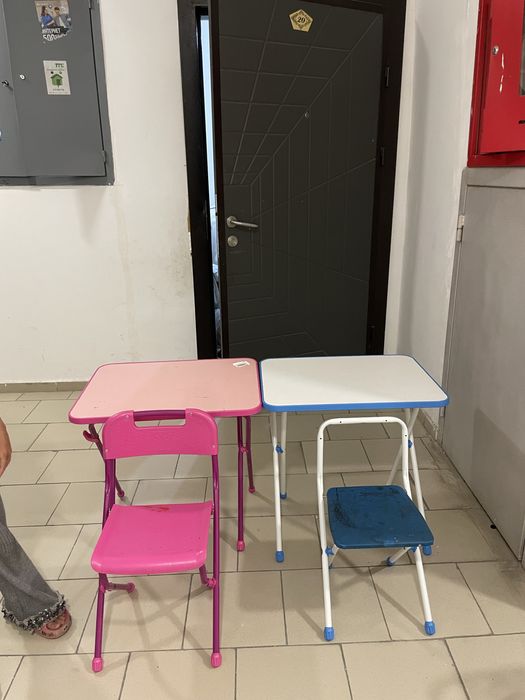 Парта для мальчика и девочка
