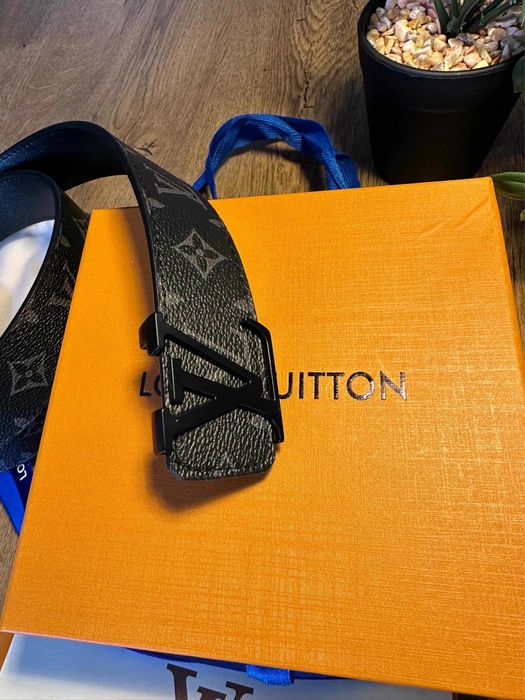Louis Vuitton Belt.