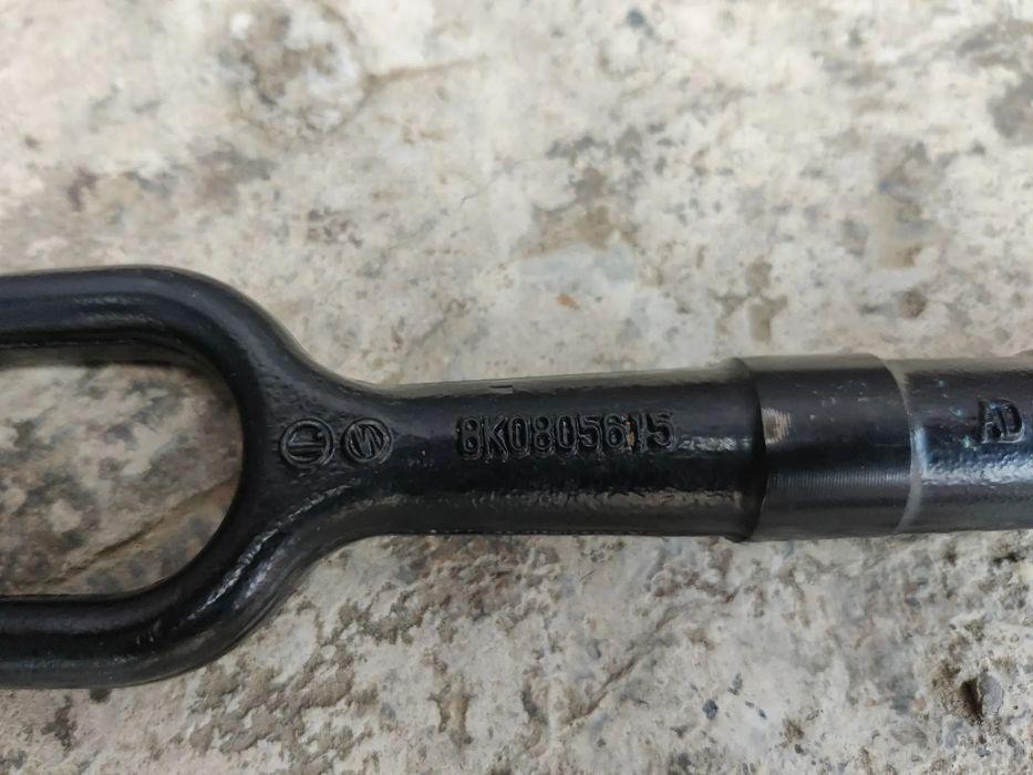 Cui Carlig tractare Seat Exeo Audi A4 B6 B7 A1 A3 A5 A6 Q3 Q5 8K0805615