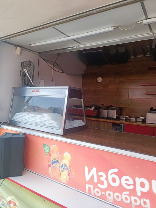 Търговска каравана заведение