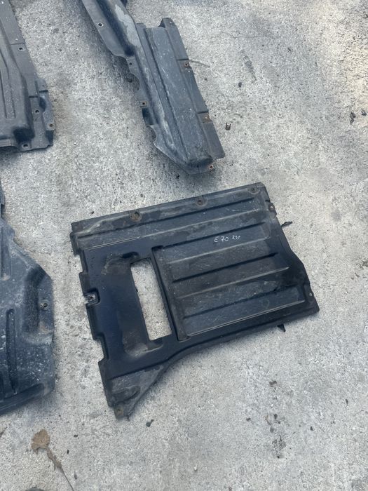 Кори бмв х5 е70 bmw x5 e70 кори под мотора и скорости