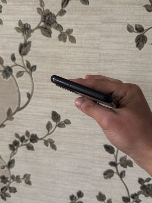 Samsung A12 idial holatda srocniga sotiladi