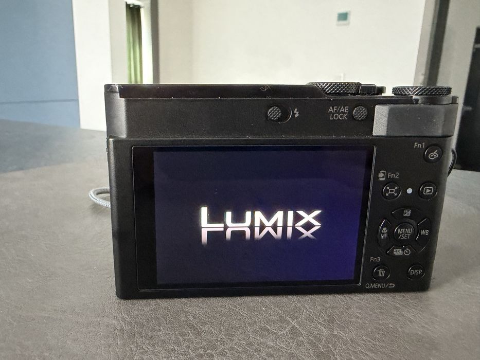 Aparat foto Panasonic Lumix TZ300 | CA NOU | Garantie Sept. 2028 + Bonus Geanta si Trepied