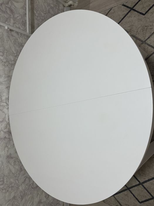 Стол столовый Ikea со стульями