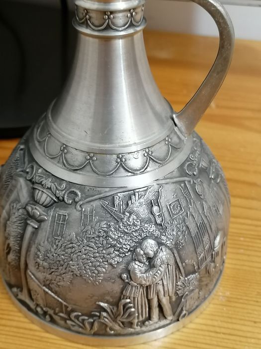 Набор из олова в отличном состоянии