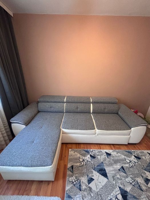 Canapea extensibila cu lada Mobexpert