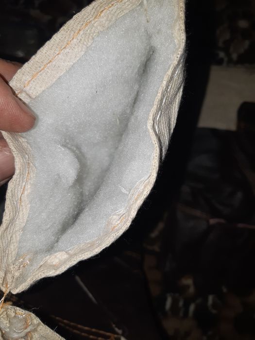 Спецодежда и перчатка