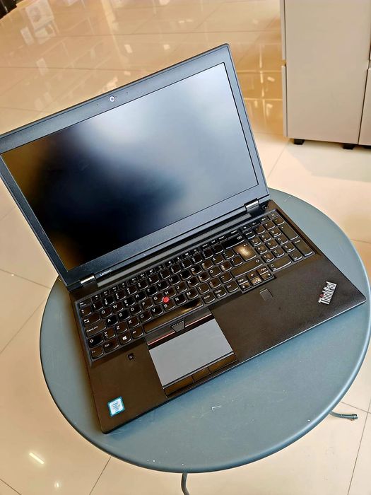 Profesional Lenovo Thinkpad P15 i7 H10850, 32 G, NVME 512/ 1T like NEW