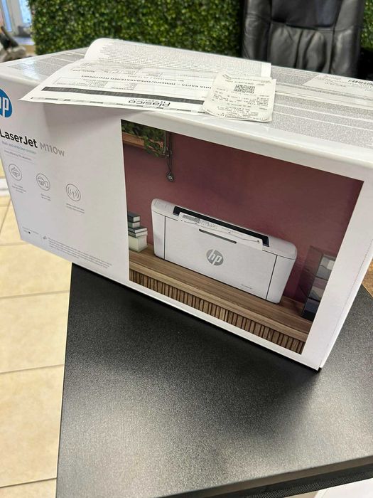 Лазерен принтер HP LaserJet M110w - нов с гаранция