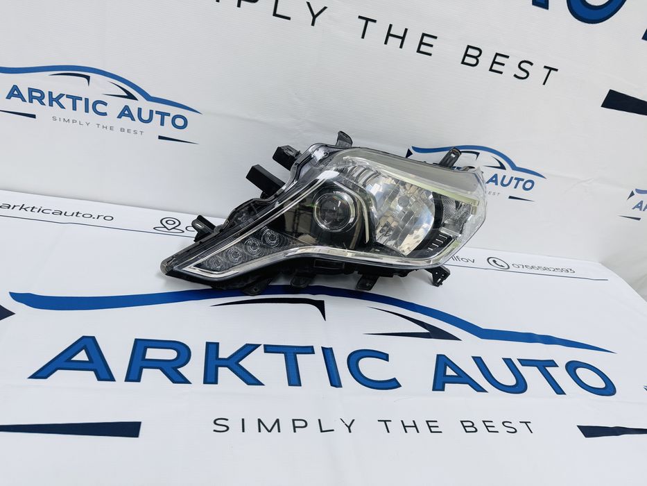 Far stanga Toyota Land Cruiser Prado dupa 2015