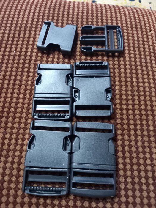 Catarame plastic și metal 4buc