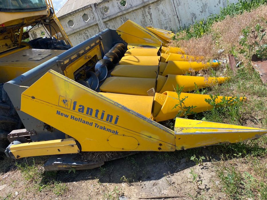 Продам кукурузную жатку