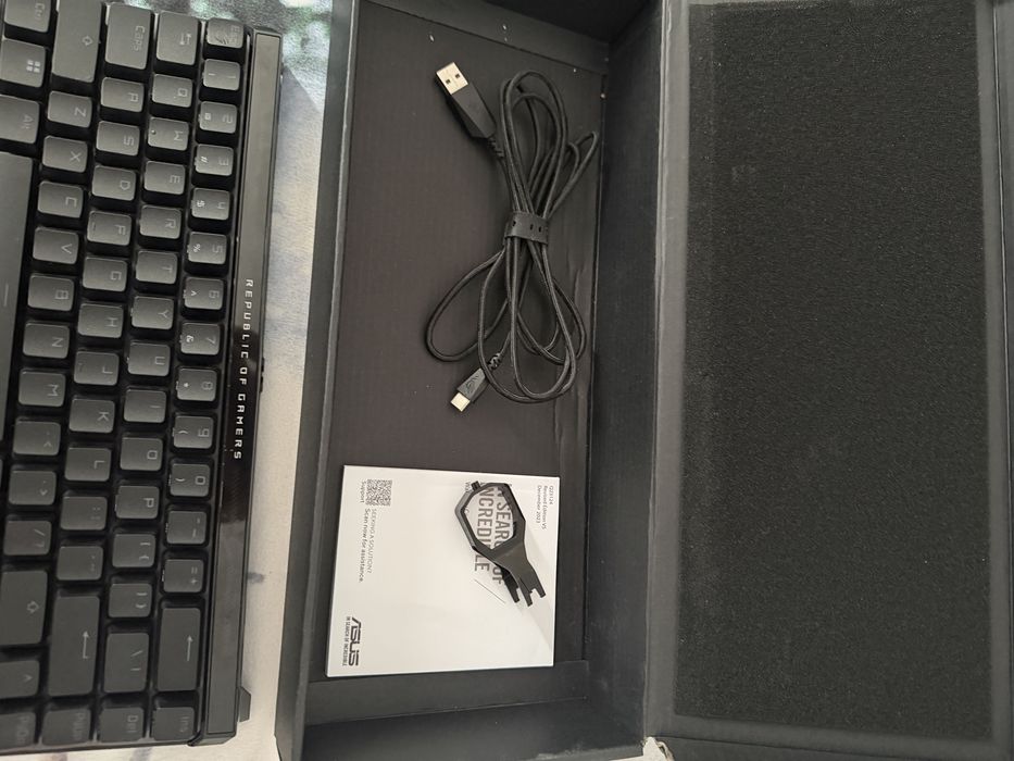 Tastatura Gaming ASUS Rog Falchion Ace HFX