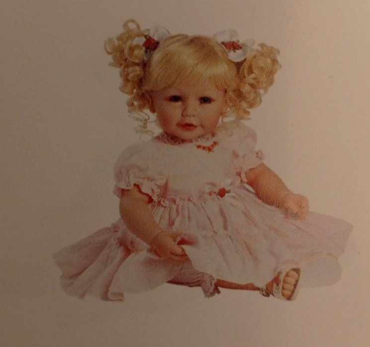 Кукла фирменная, размер 18"