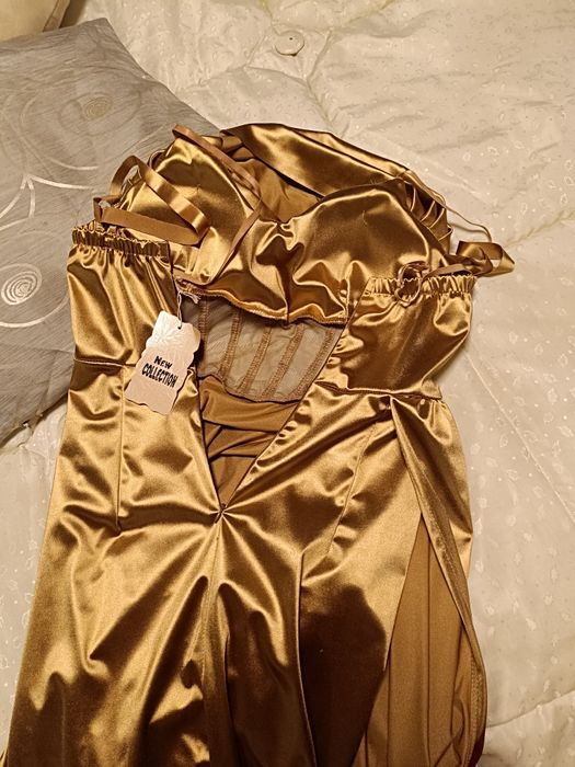 Рокля сатен официална