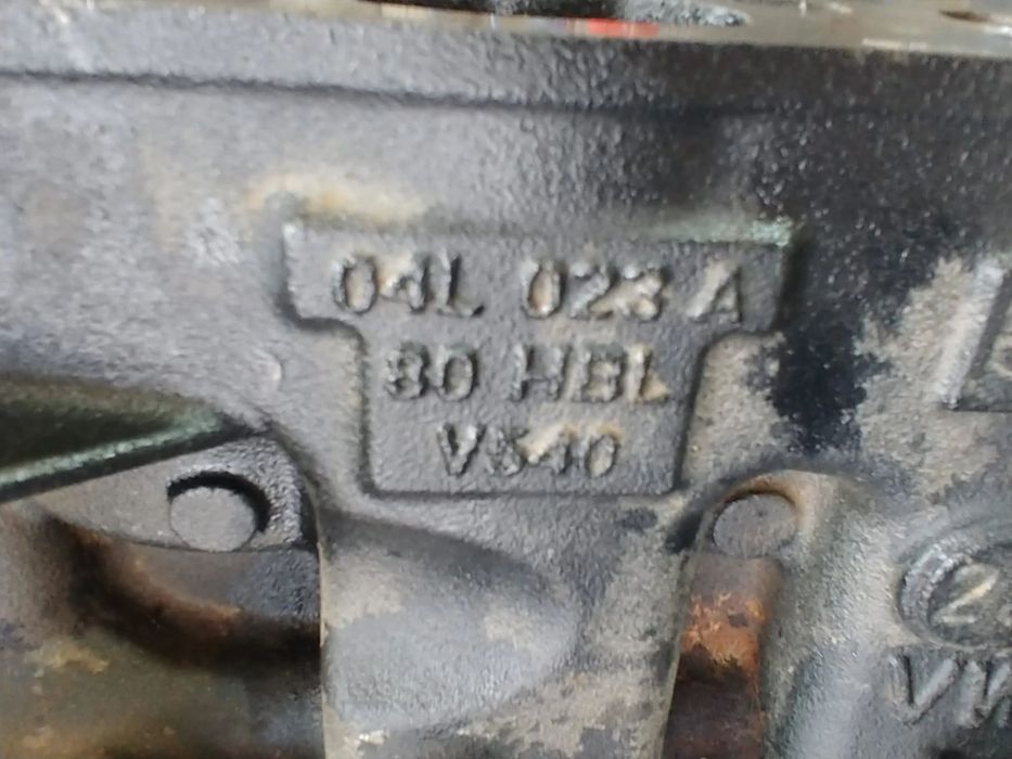 bloc motor 1.6 tdi cxx audi a3 8v vw golf 7 seat leon skoda octavia 3  04l023a