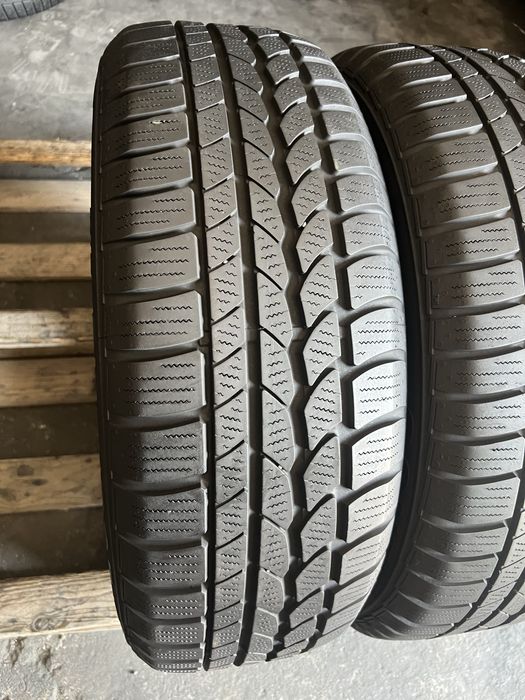 2 anvelope iarna 215/60/17 Continental 6.5 mm!
