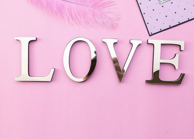 Зеркальные наклейки буквы Love