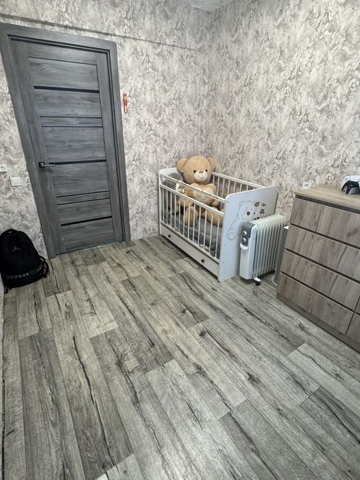 Продам трех комнатную квартиру