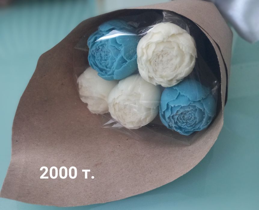 Букеты из шоколадных цветов