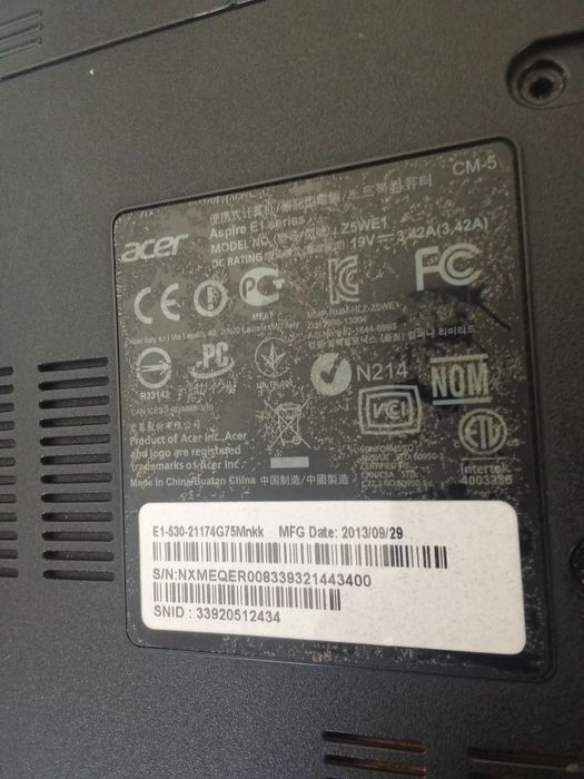 Продам ноутбук асер хорошем состояние