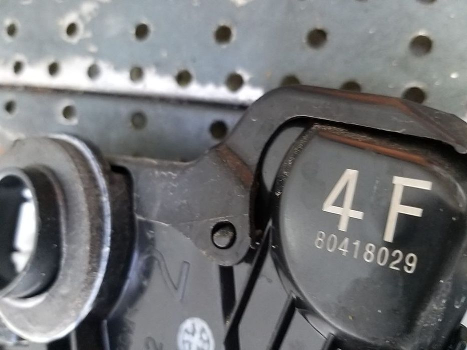 Broasca usa dreapta fata toyota rav 4 3 a3