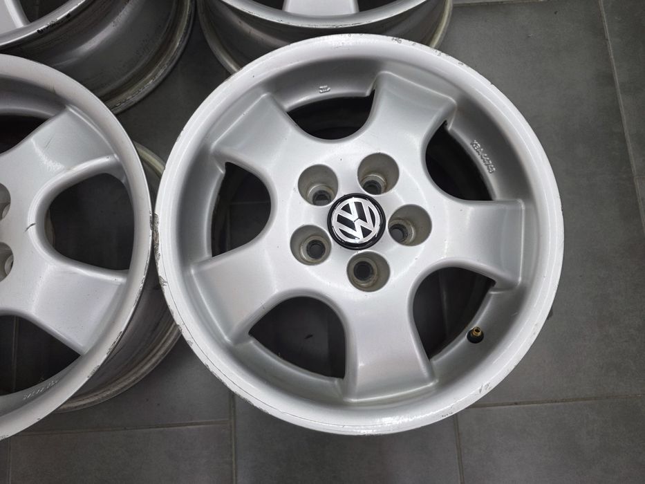 Джанти 15 - Volkswagen Golf 4, Polo