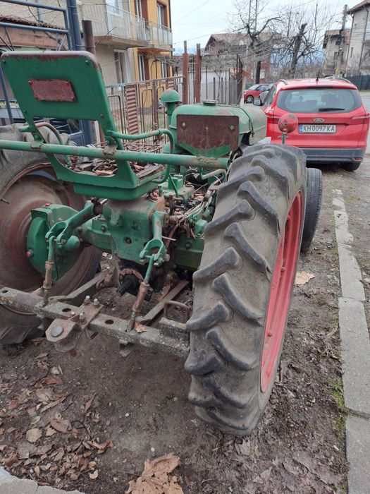 Трактор и ДТ 14 и ДТ 20 на части