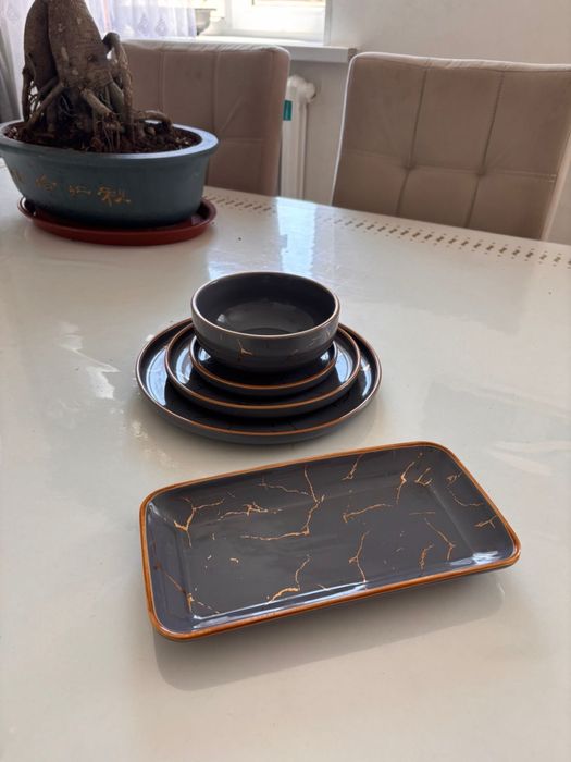 Продам два комплекта 6персонник. Очень дешево