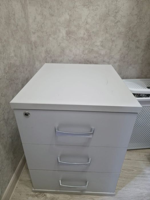 Прикроватная тумба