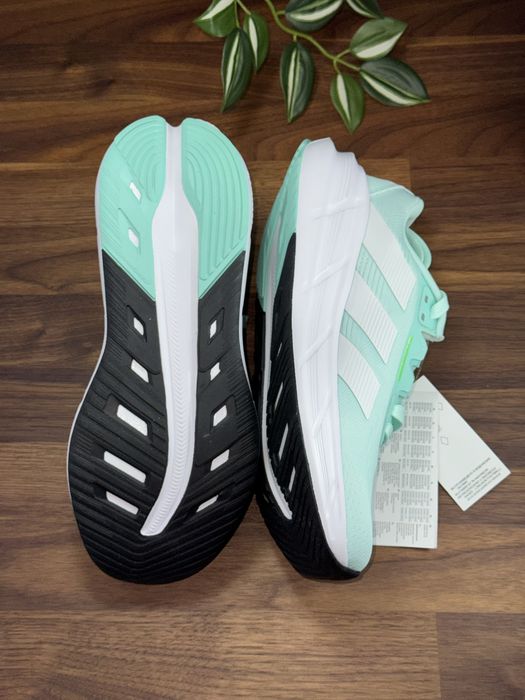 Adidas Questar 3 W - marimea 40