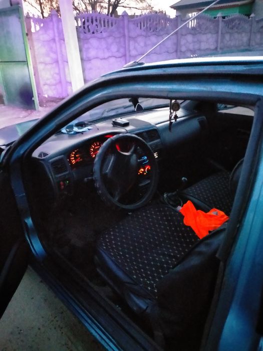 Ниссан Альмера 1995