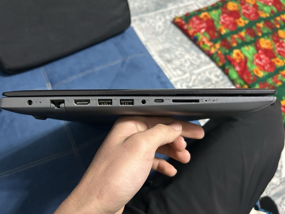 Ноутбук Lenova.      .