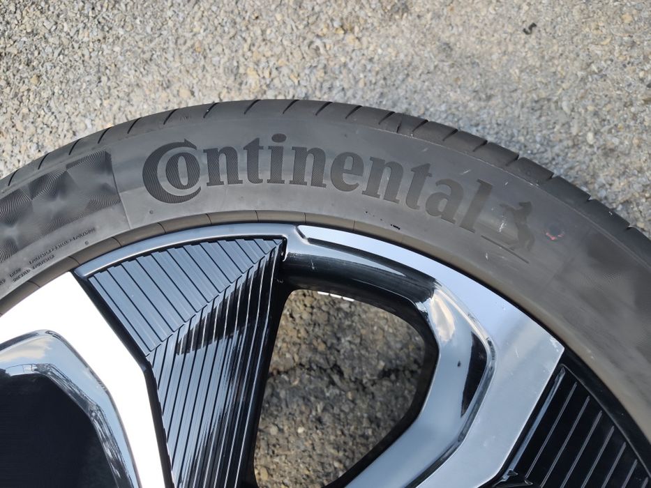 255/45/20" 4бр Continental premium contact 6,dot3123,6-7mm
