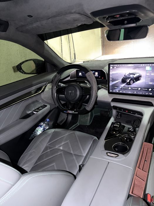 Zeekr 001 2023 — 6