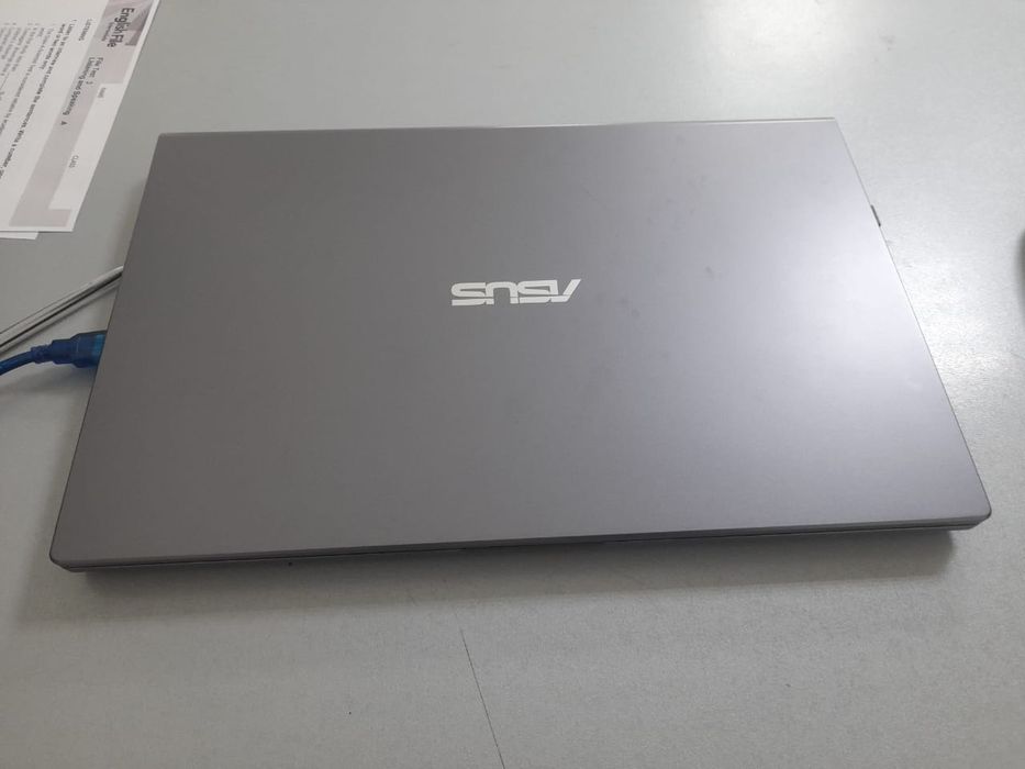 Asus ноутбук продам