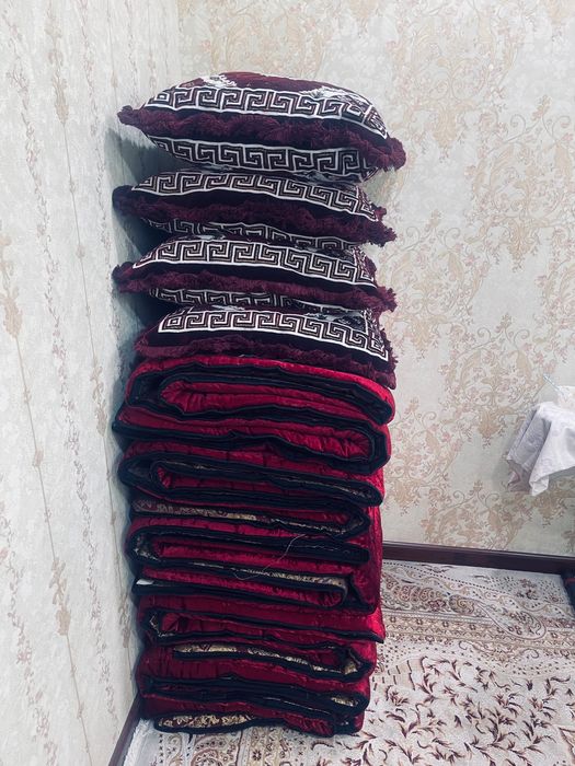 Продам срочно корпача с подушками