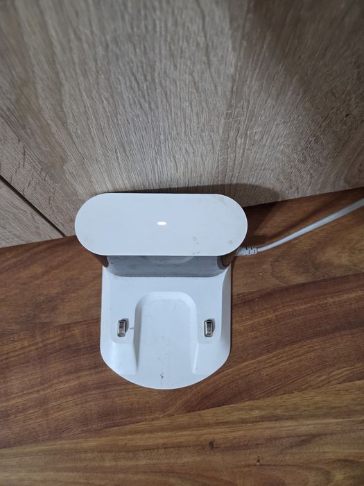 Vând aspirator Roborok E5