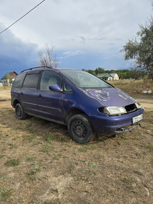 Автомобиль FORD GALAXY