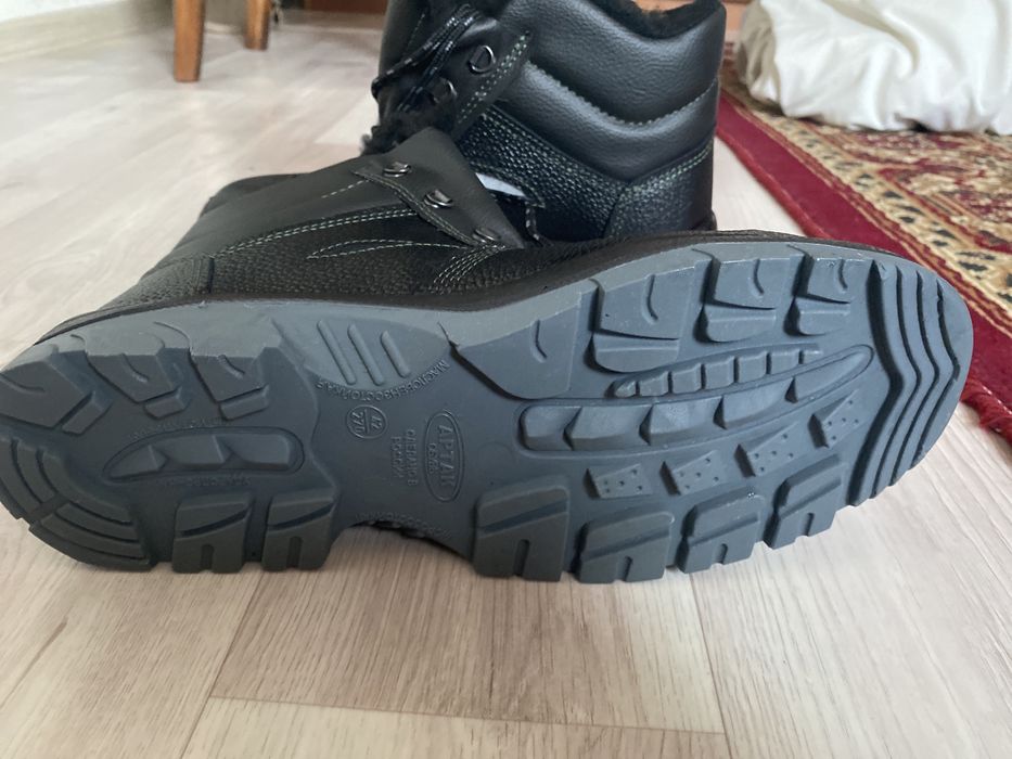 Safety ботинка сатылады