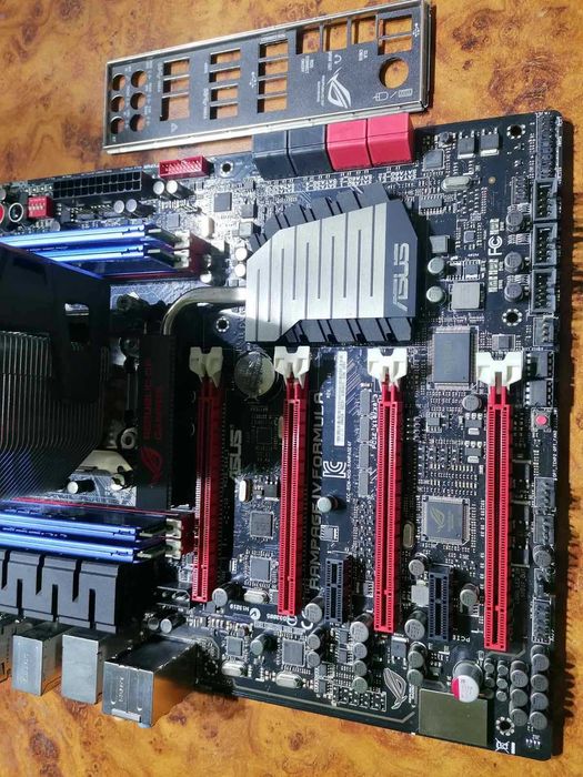 ASUS Rampage IV Formula + 32GBRam + i7 4820k