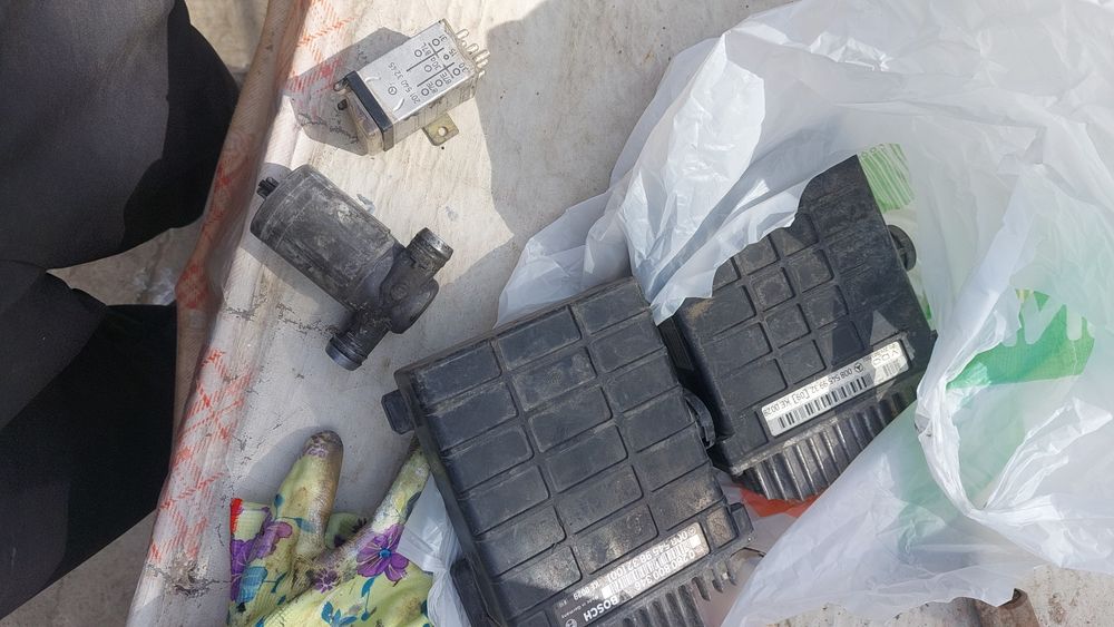 124 мерседес  в разборе