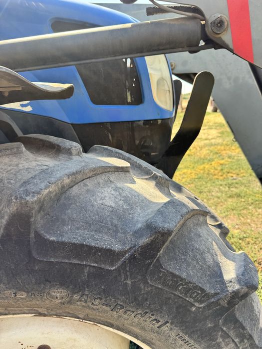 Tractor cu Incarcator frontal new holland Ts 100 A