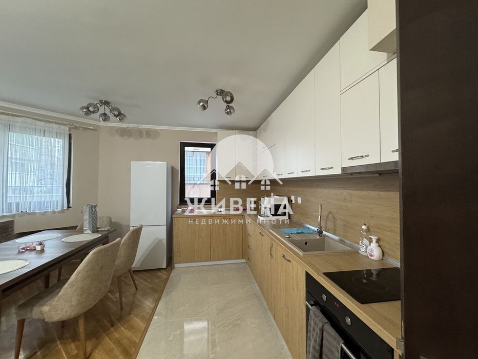 Дава се под наем Тристаен апартамент в Варна, Лятно кино Тракия - 103 кв.м за 867.51 € - Снимка #1